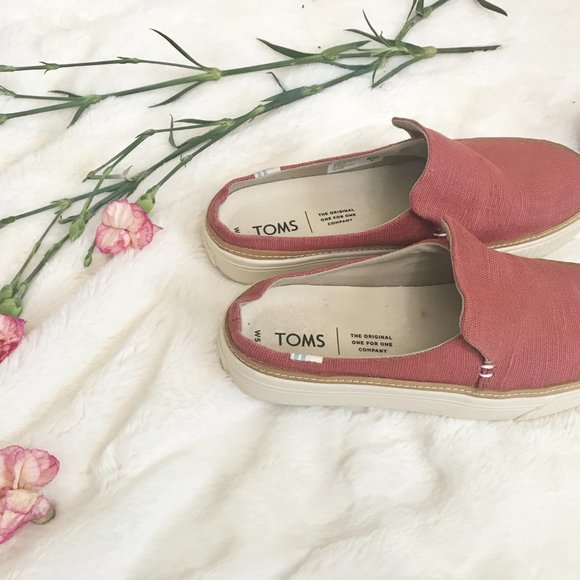 Toms slide on - Picture 5 of 6